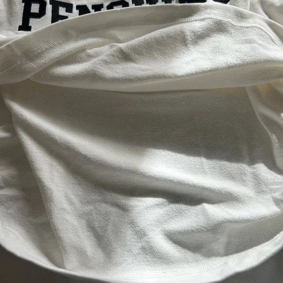 Reebok White NHL Penguins Hoodie - Picture 14 of 14